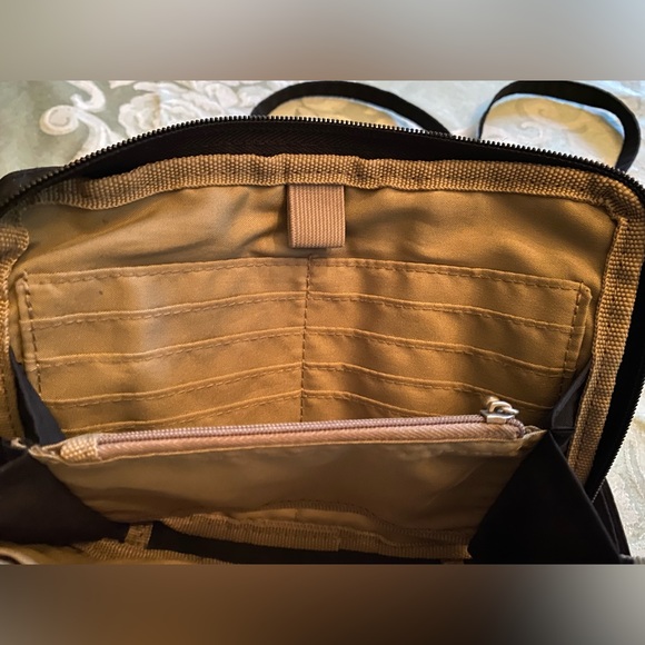 Baggallini - Travel Ready Convertible Belt & Crossbody small bag - classic black - Picture 5 of 6